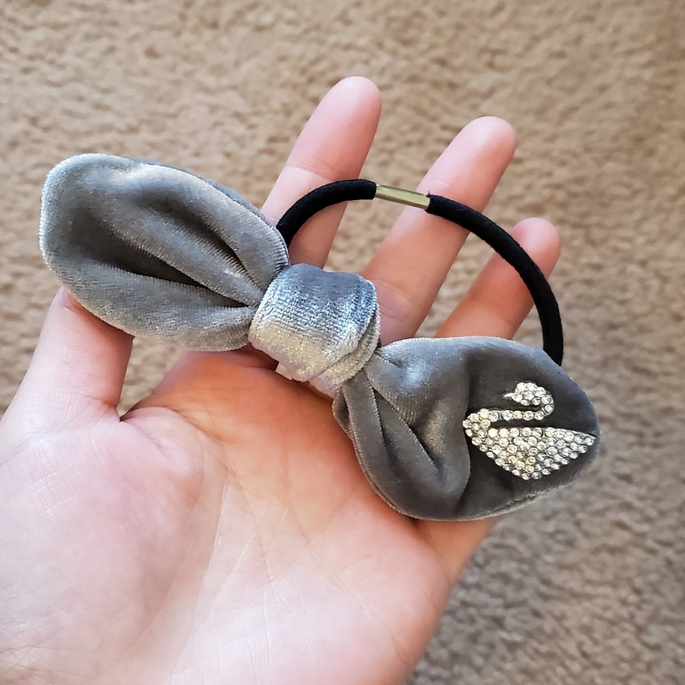 Beautiful Winter Hair Tie